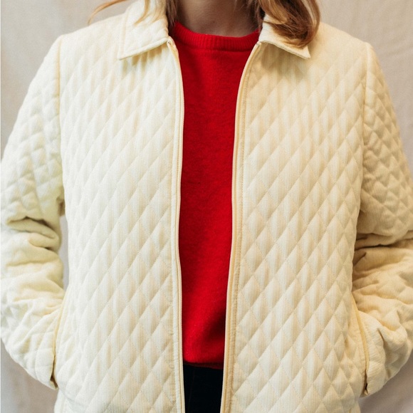 Vintage Cream Quilted Jacket Coat (Made in Canada) - Picture 10 of 11